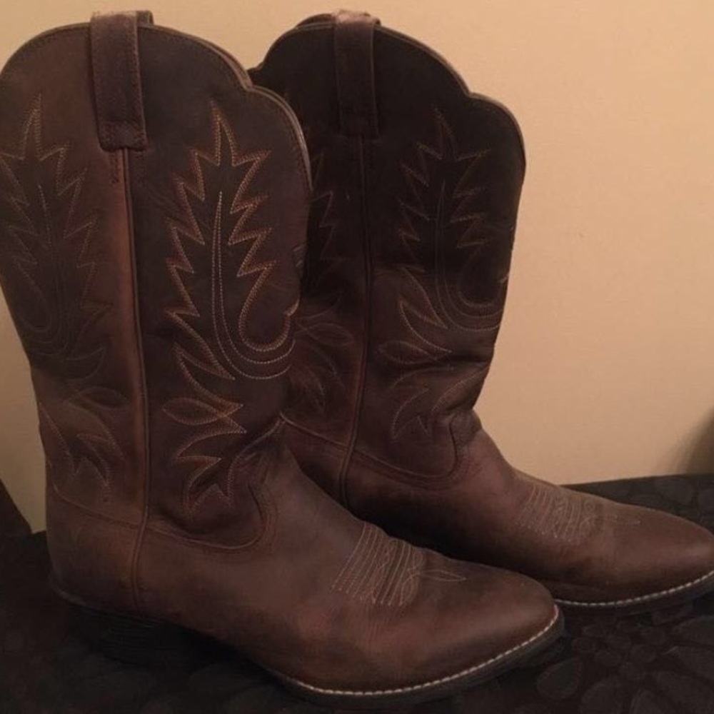 Ariat Cowgirl Boots Size 9M
